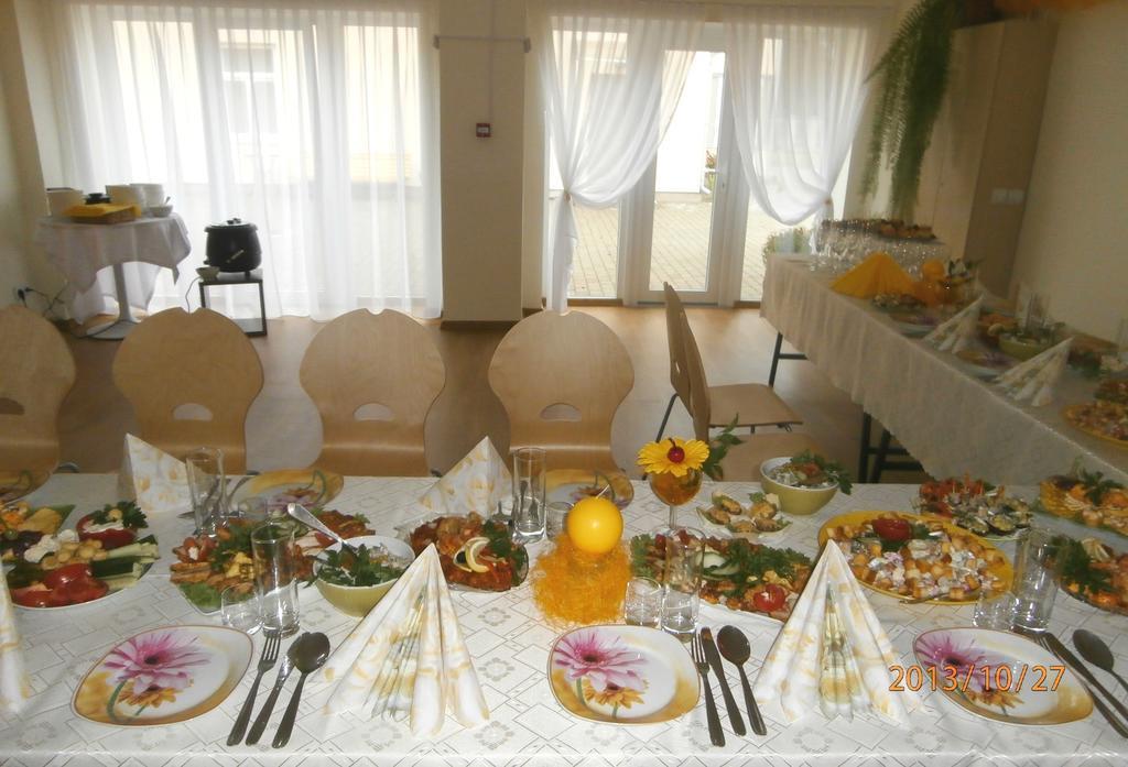 Hotel Martas Nams à Ventspils Extérieur photo