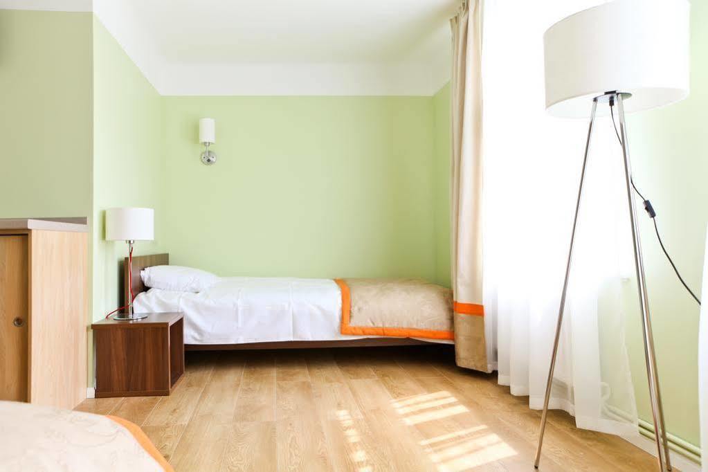Hotel Martas Nams à Ventspils Extérieur photo
